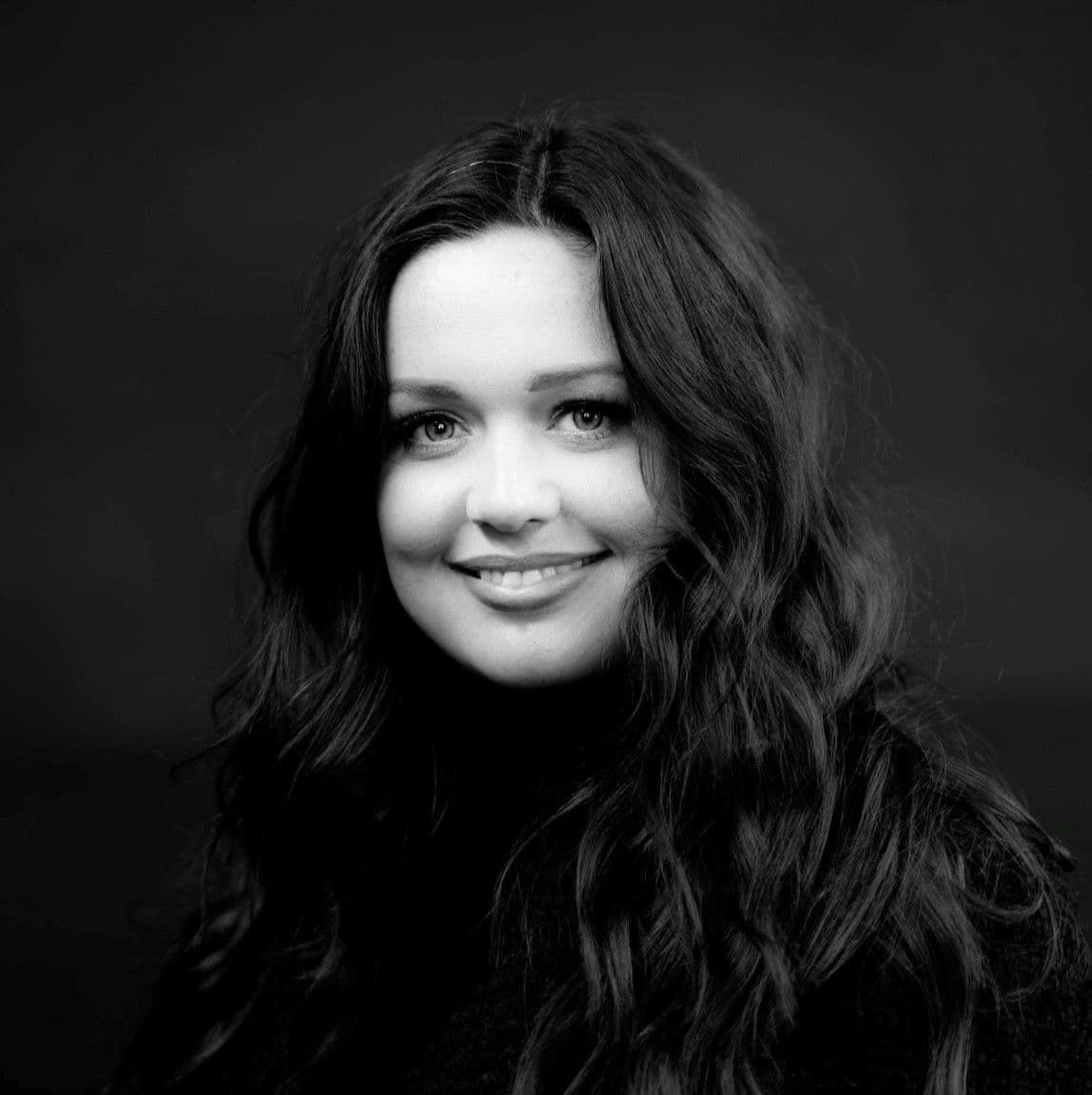 Jessica Valentine's headshot